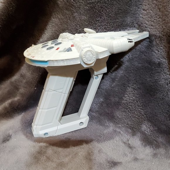 Millennium Falcon Star Wars Handheld Light and Sound Gun - Picture 1 of 10
